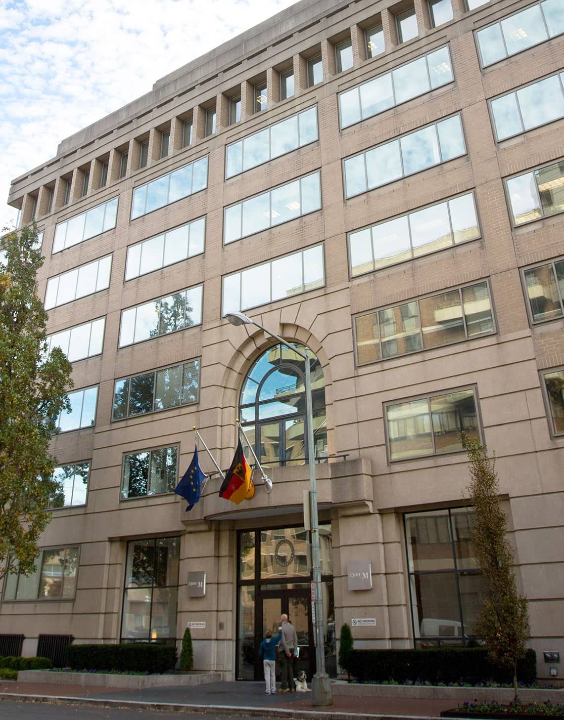 2300 M Street exterior