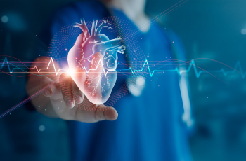 hologram of heart and a doctor pointing to it